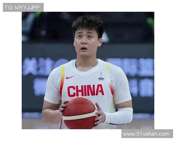 赵睿引领新时代篮球风潮展现年轻球员的无限潜力与拼搏精神