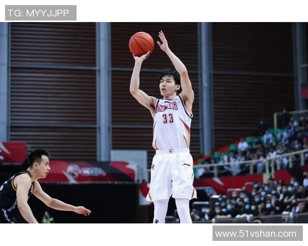 吴前：从篮球场上的闪耀明星到中国篮球的未来希望之路